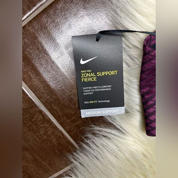 Nike Pro zonal support fierce medium support sports bra sz small - Picture 4 of 5
